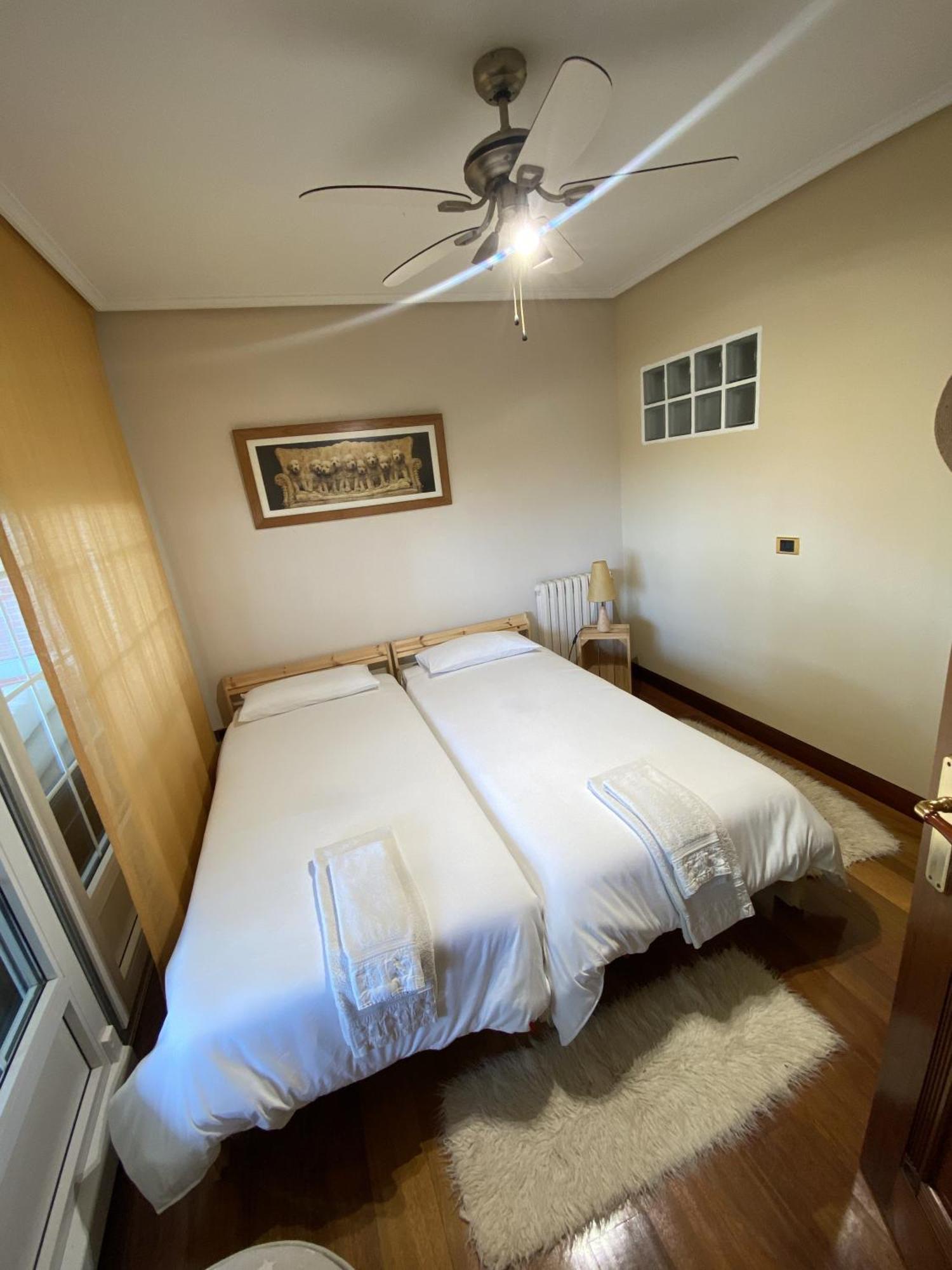 Hostal El Tejado de Santa Ana Barrika Habitación foto